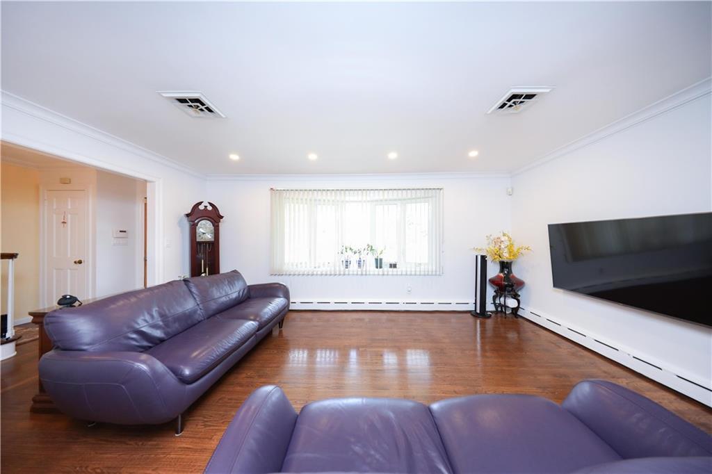 26 Hull Avenue, Staten  Island, New York, 10306 image 13