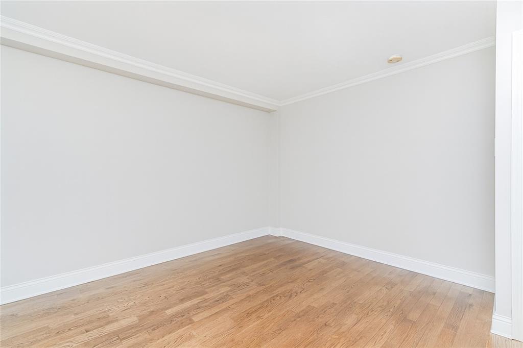 175 Zoe Street 1P, New York, 10305 image 10