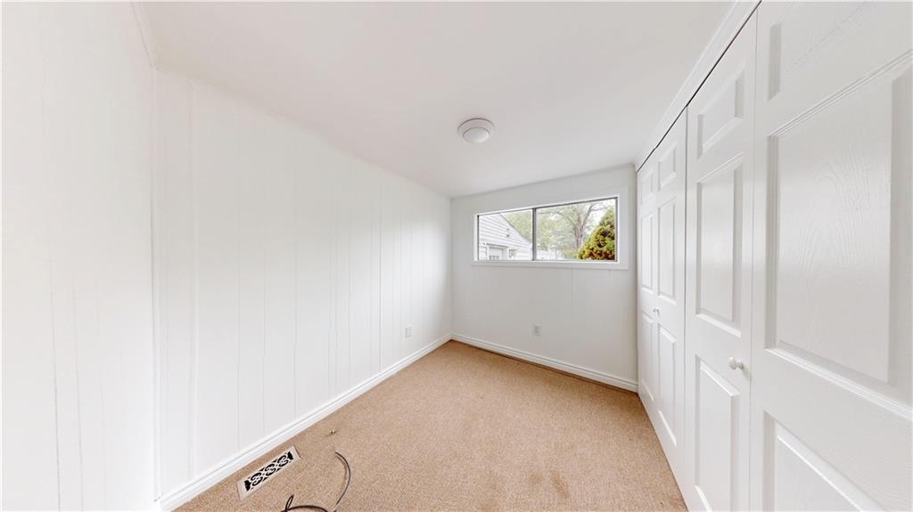 12 Periwinkle Drive, Other, New York, 11716 image 17