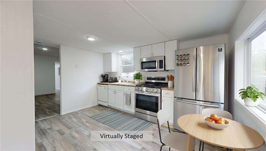 12 Periwinkle Drive, Other, New York, 11716 image 8