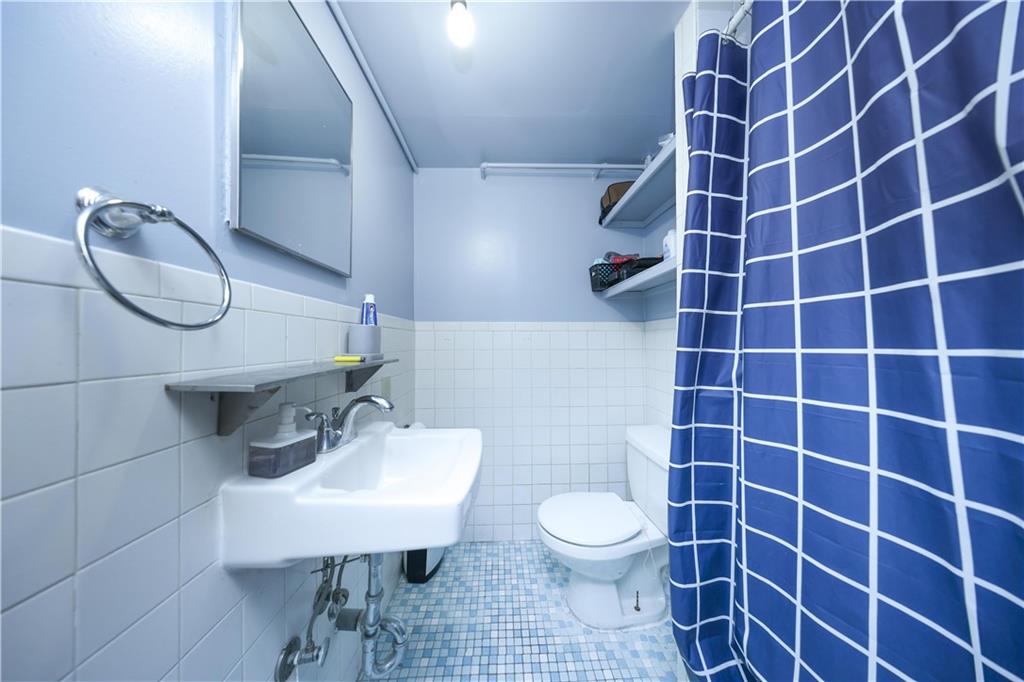 1049 Bay Ridge Parkway, Brooklyn, New York, 11228 image 32