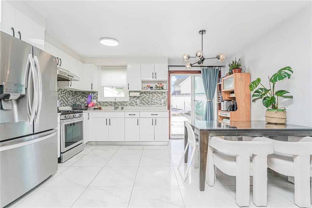 79 Ebony Street, Staten  Island, New York, 10306 image 10