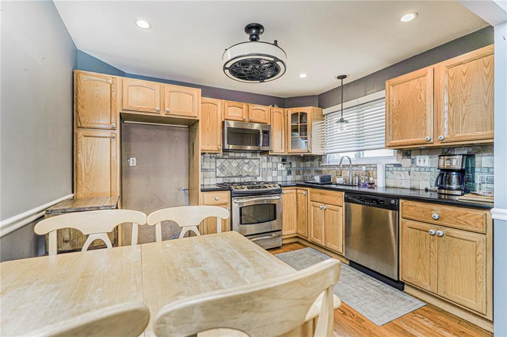 244 Woehrle Avenue, Staten  Island, New York, 10312 image 29