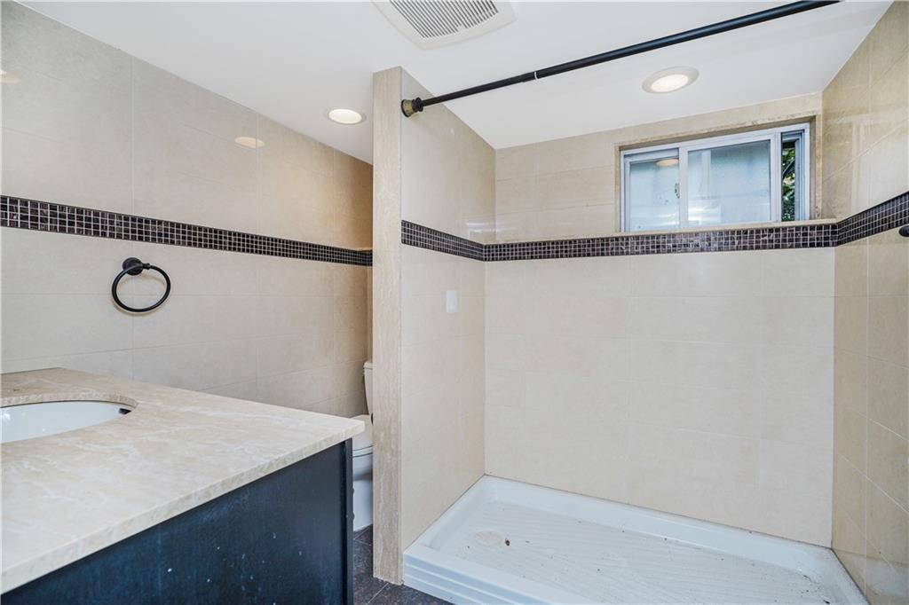 200 Bay 7th Street, Brooklyn, New York, 11228 image 41