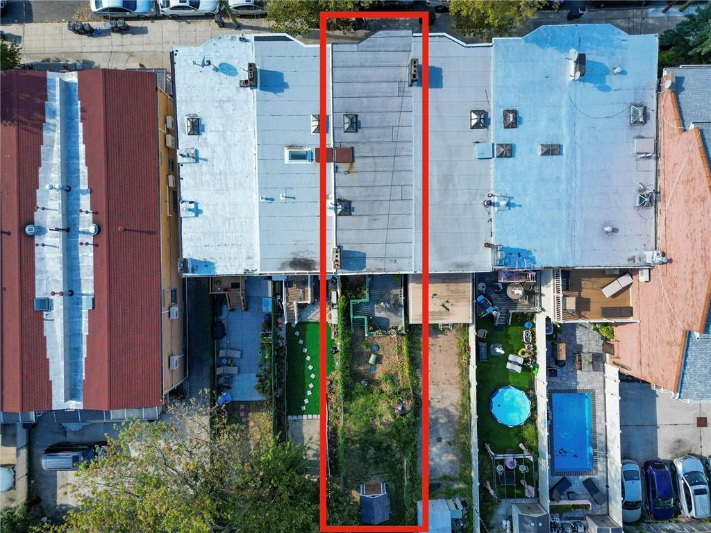 65 Dahlgren Place Image 4