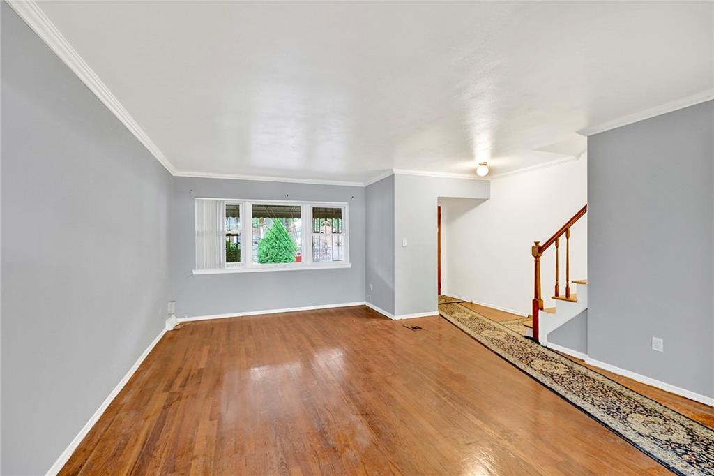 615 East 57th Street Image 5