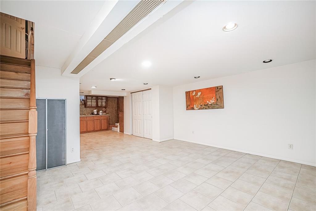 8907 16th Avenue, Brooklyn, New York, 11214 image 27