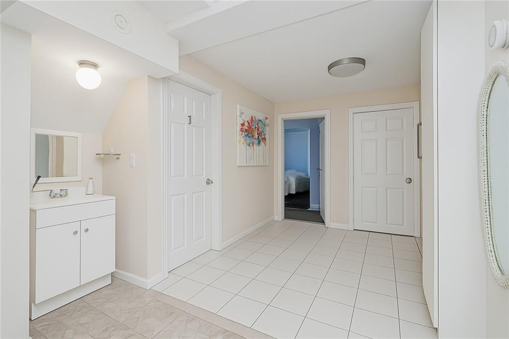 33 Manhattan Court, Brooklyn, New York, 11223 image 14