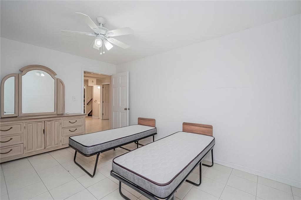 33 Manhattan Court, Brooklyn, New York, 11223 image 17