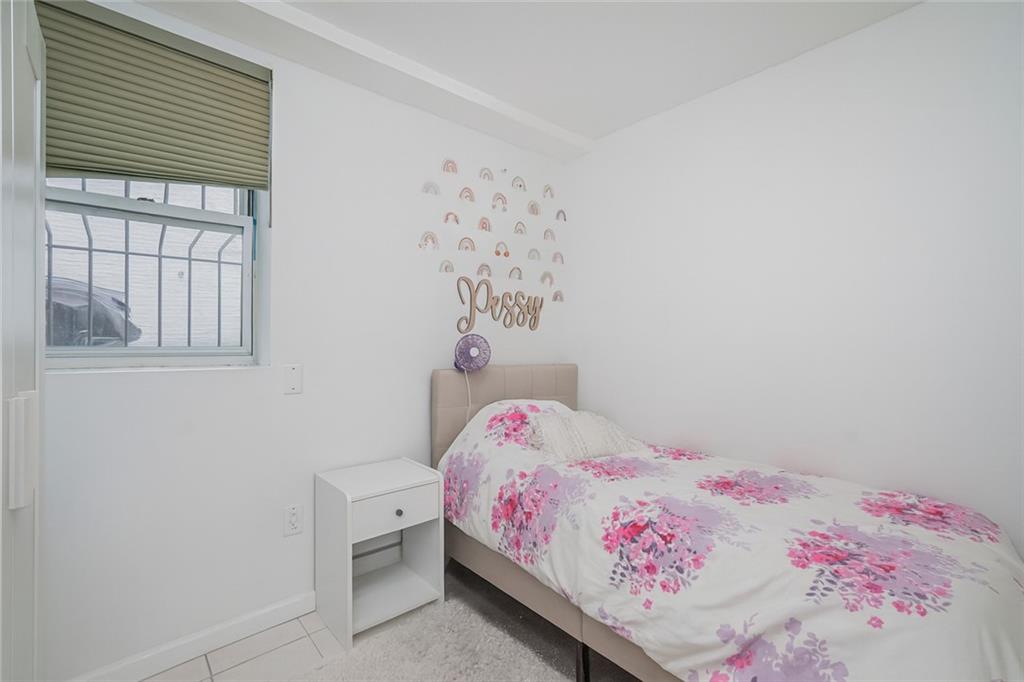 33 Manhattan Court, Brooklyn, New York, 11223 image 7