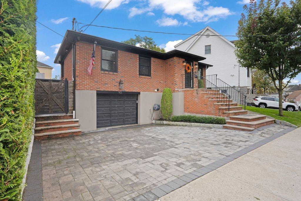 93 Beacon Avenue, Staten  Island, New York, 10306