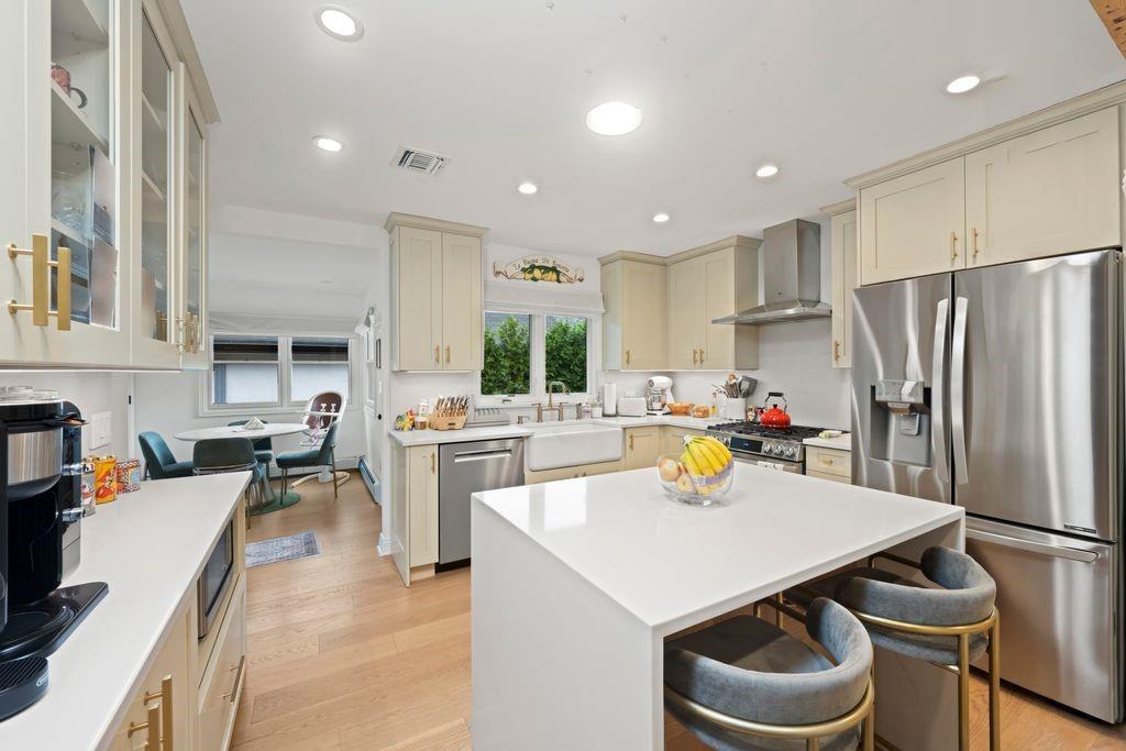 93 Beacon Avenue, Staten  Island, New York, 10306 image 9