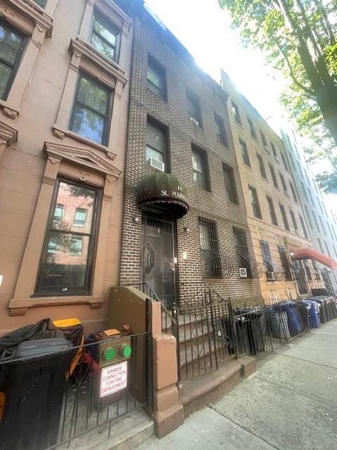 14 St Marks Place Image 3