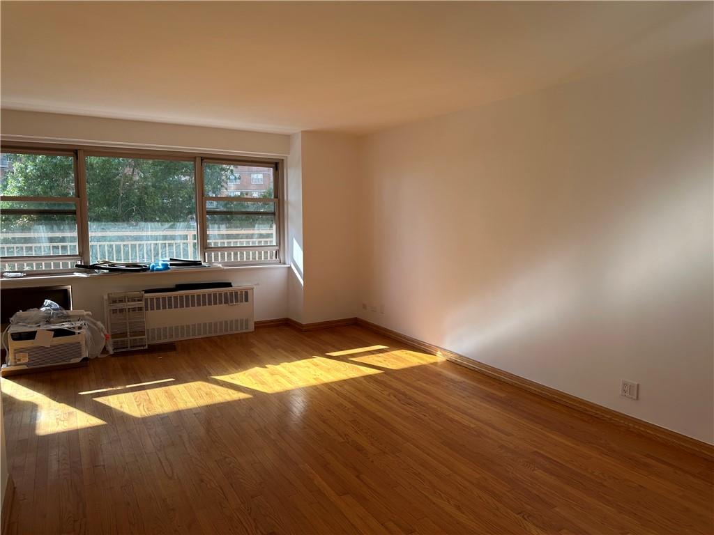 2035 West 5th Street 6D Image 2