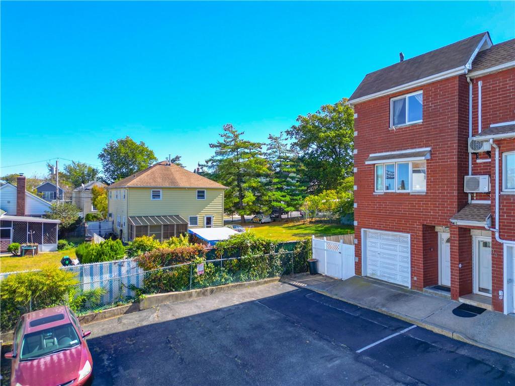31 Giordan Court, Staten  Island, New York, 10303 image 26