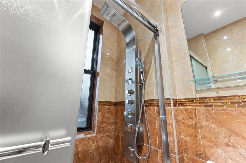 2020 Kings Highway 5E, Brooklyn, New York, 11229 image 16