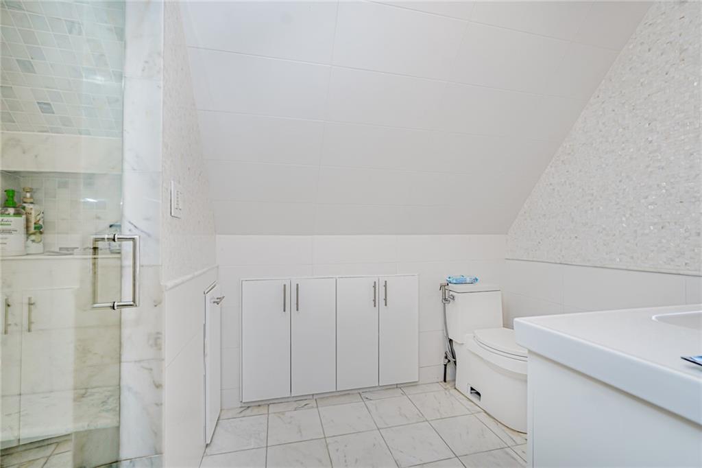 1654 East 10th Street, Brooklyn, New York, 11223 image 34