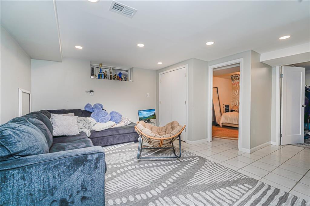 1654 East 10th Street, Brooklyn, New York, 11223 image 40