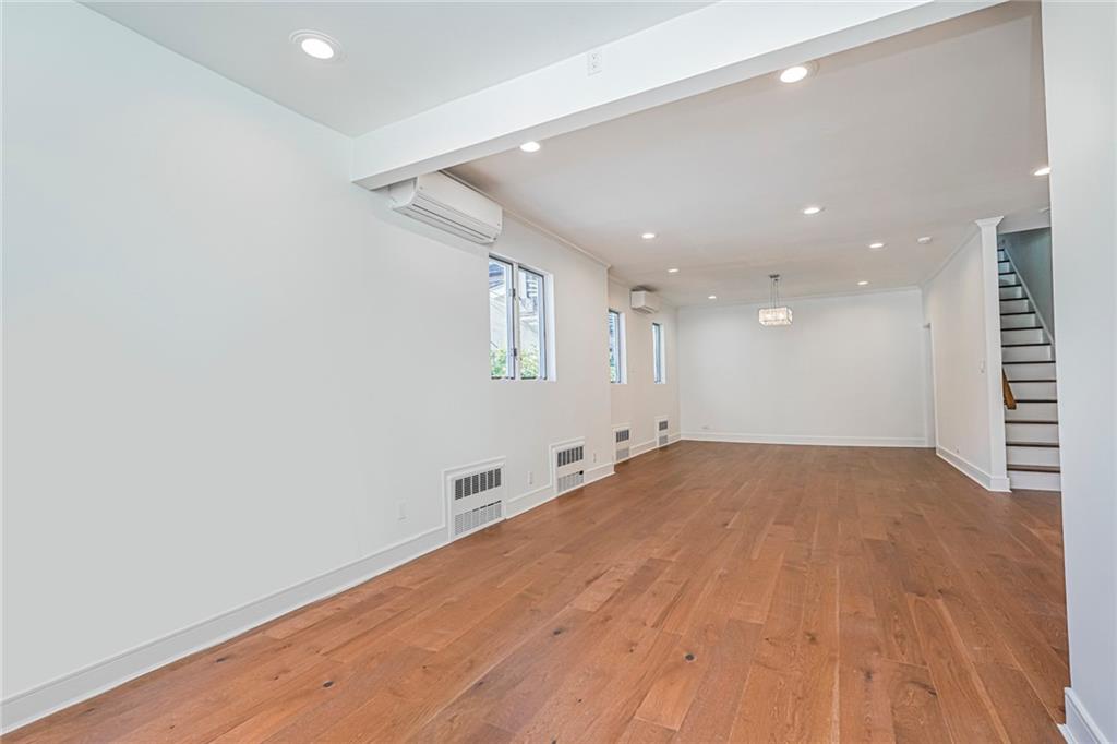 1788 East 10th Street Image 4