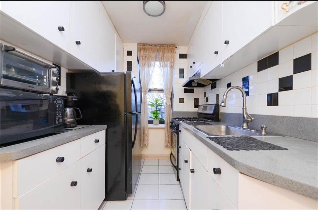 67-30 Dartmouth Street 7S, Queens, New York, 11375 image 12