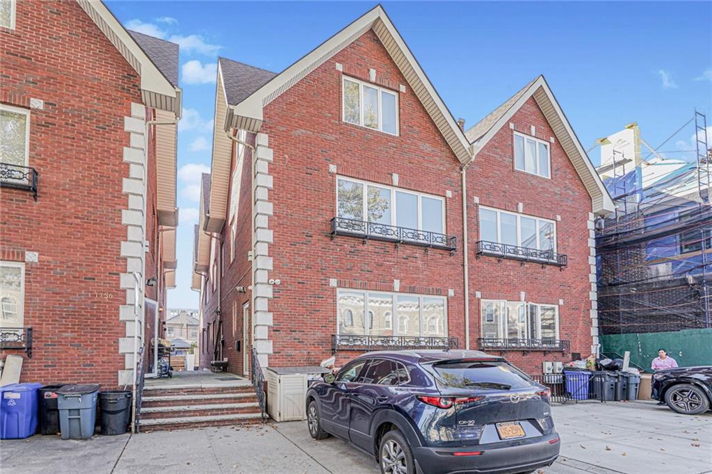 1734 East 2nd Street Image 1