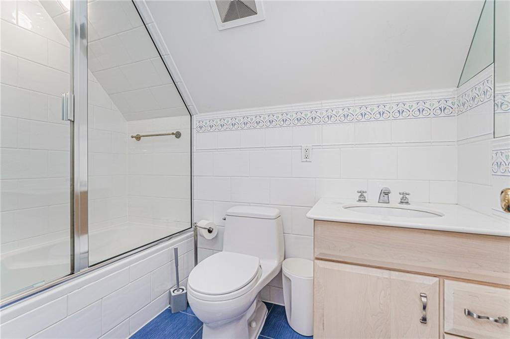 1734 East 2nd Street, Brooklyn, New York, 11223 image 20