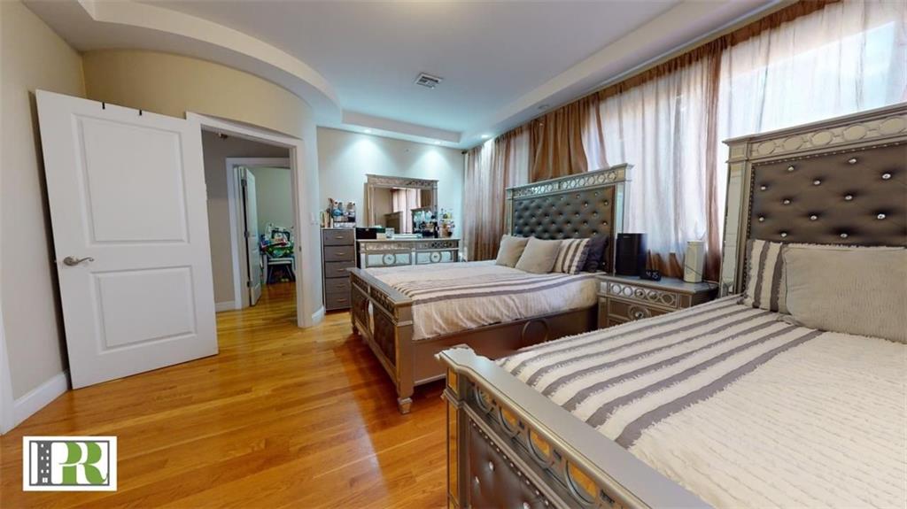 1492 East 12th Street 3A Image 5