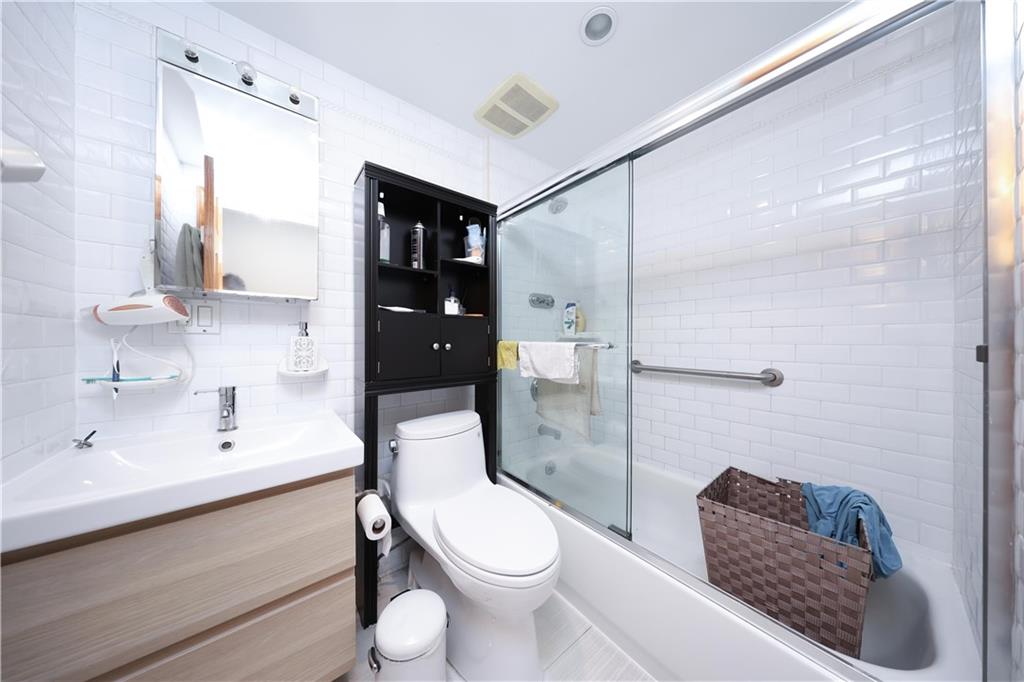 332 Bay 10th Street, Brooklyn, New York, 11228 image 26