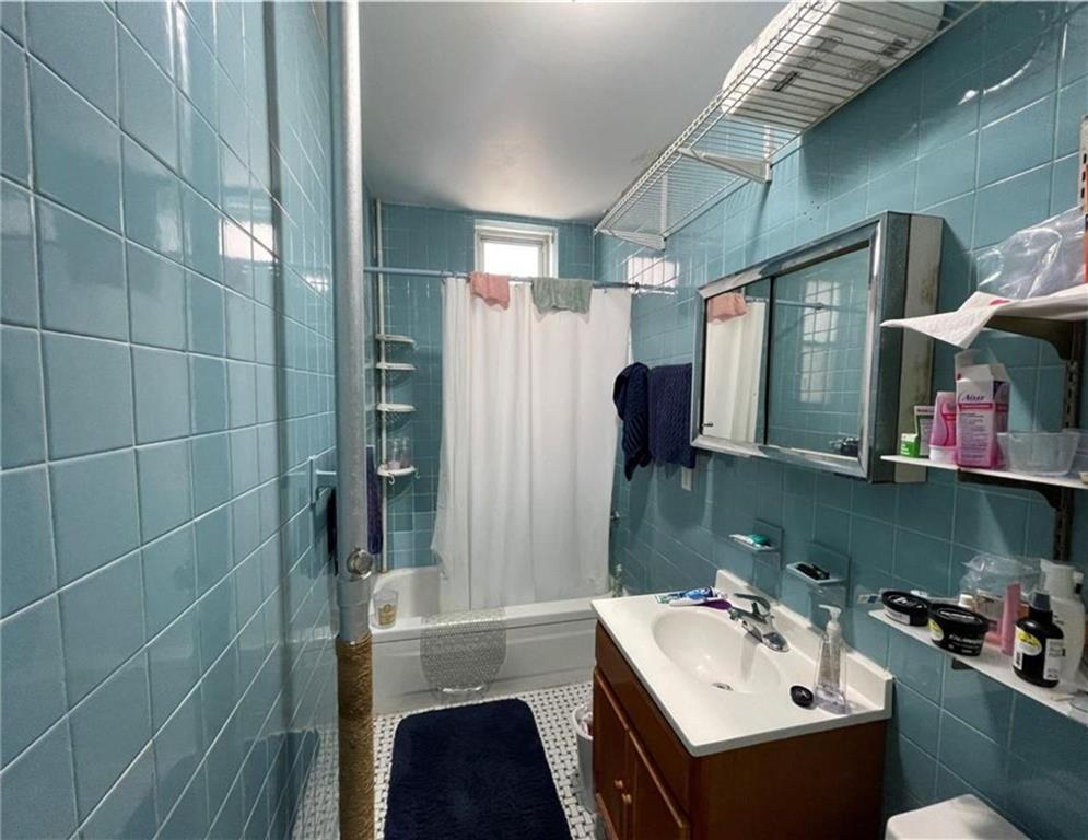 1424 71st Street Image 4