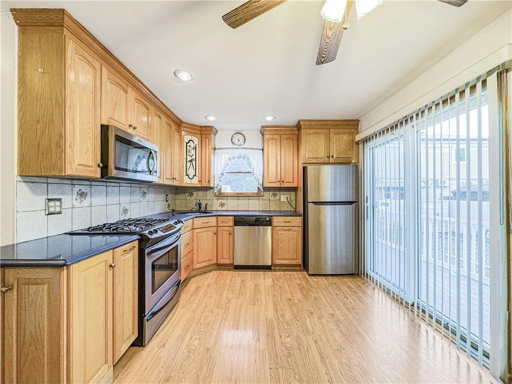 154 Dongan Hills Avenue, Staten  Island, New York, 10305 image 8