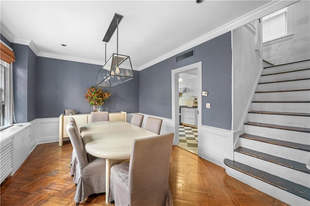 309 Avenue J Image 4