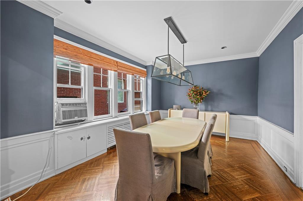 309 Avenue J Image 5