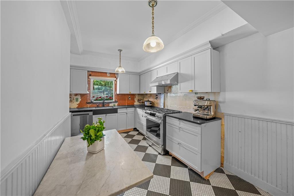 309 Avenue J, Brooklyn, New York, 11230 image 6