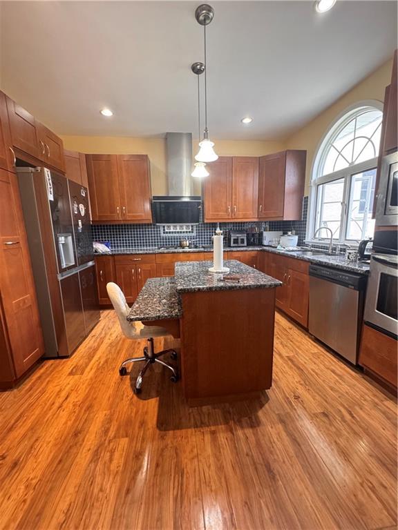 109 Saint Stephens Place, Staten  Island, New York, 10306 image 6