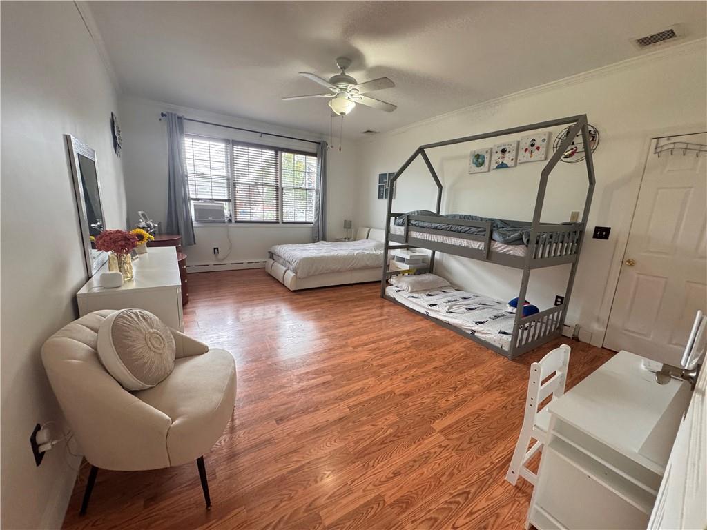 109 Saint Stephens Place, Staten  Island, New York, 10306 image 9