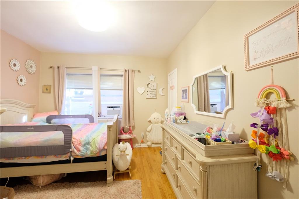 46 Bay 37th Street Image 4
