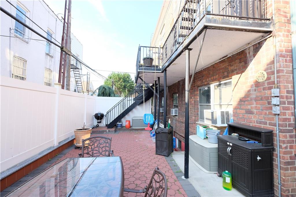 46 Bay 37th Street, Brooklyn, New York, 11214 image 32