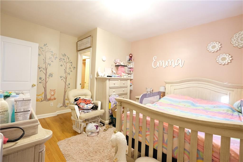 46 Bay 37th Street Image 5