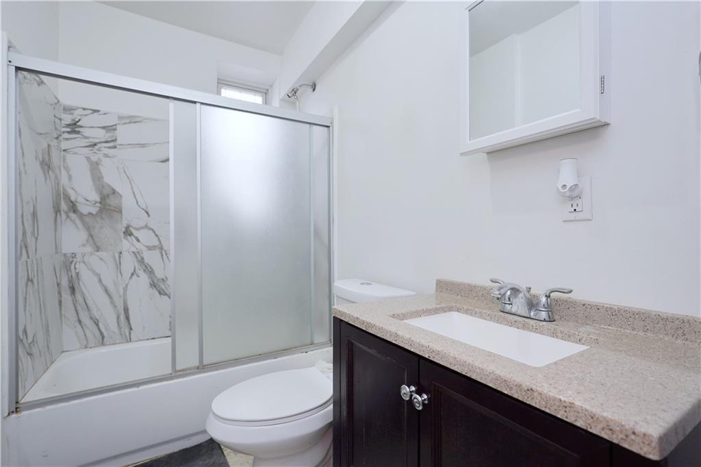 812 Avenue T Image 4