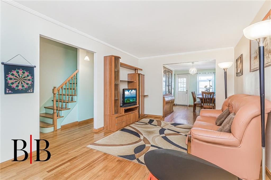 2151 East 38th Street Image 5