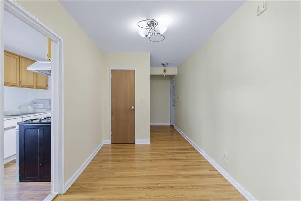 367 Avenue S 2E Image 4