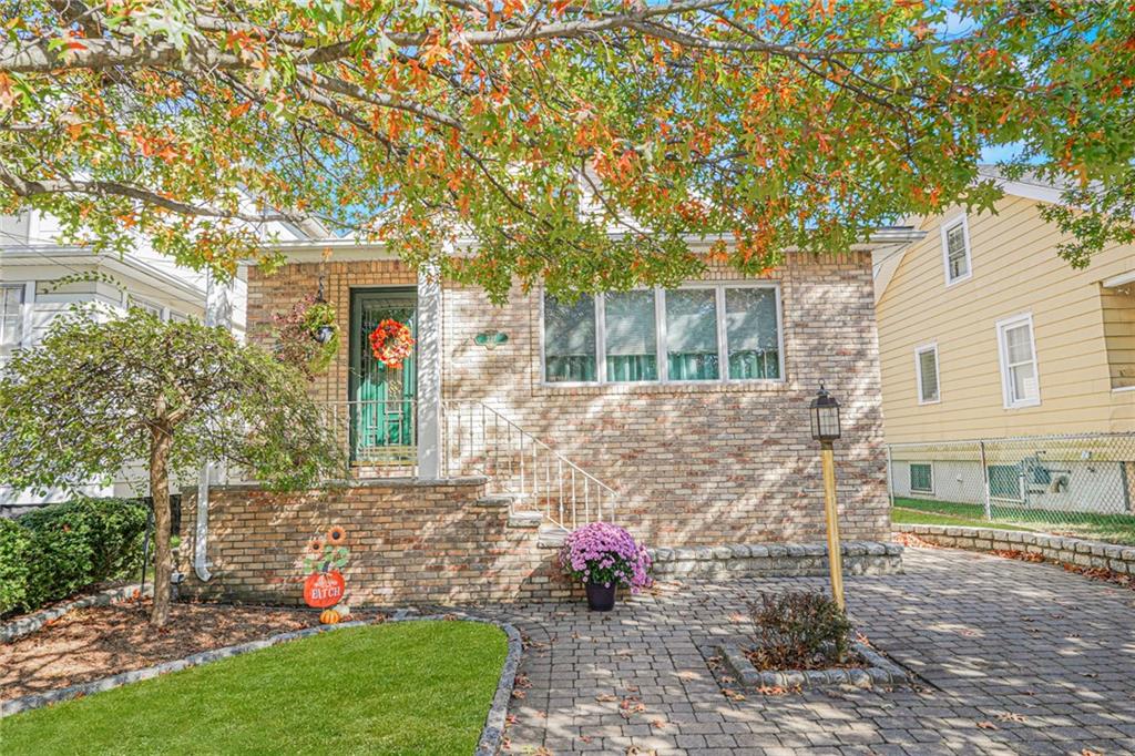 237 Lee Avenue Image 2