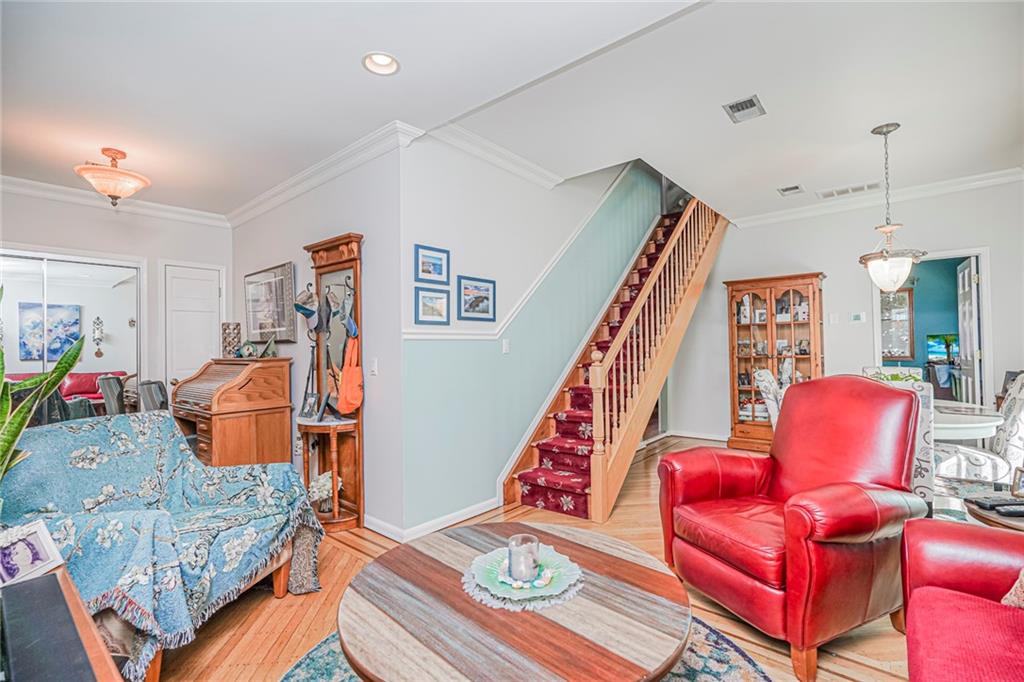 237 Lee Avenue, Staten  Island, New York, 10307 image 6