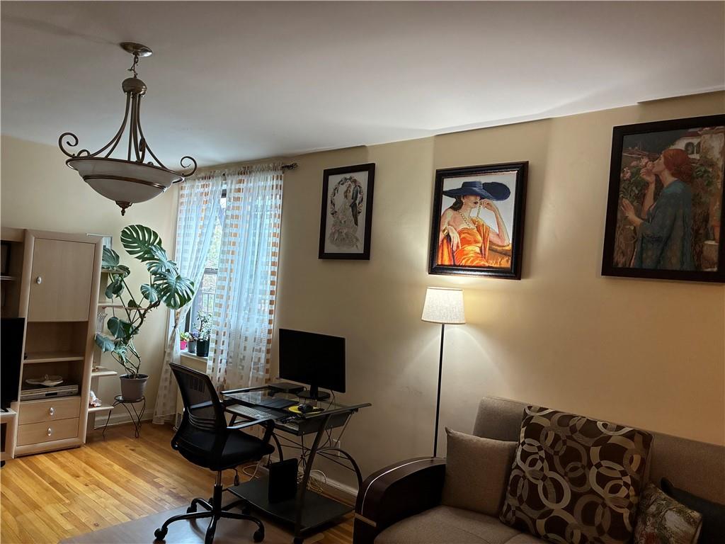 2455 Haring Street 4B Image 4