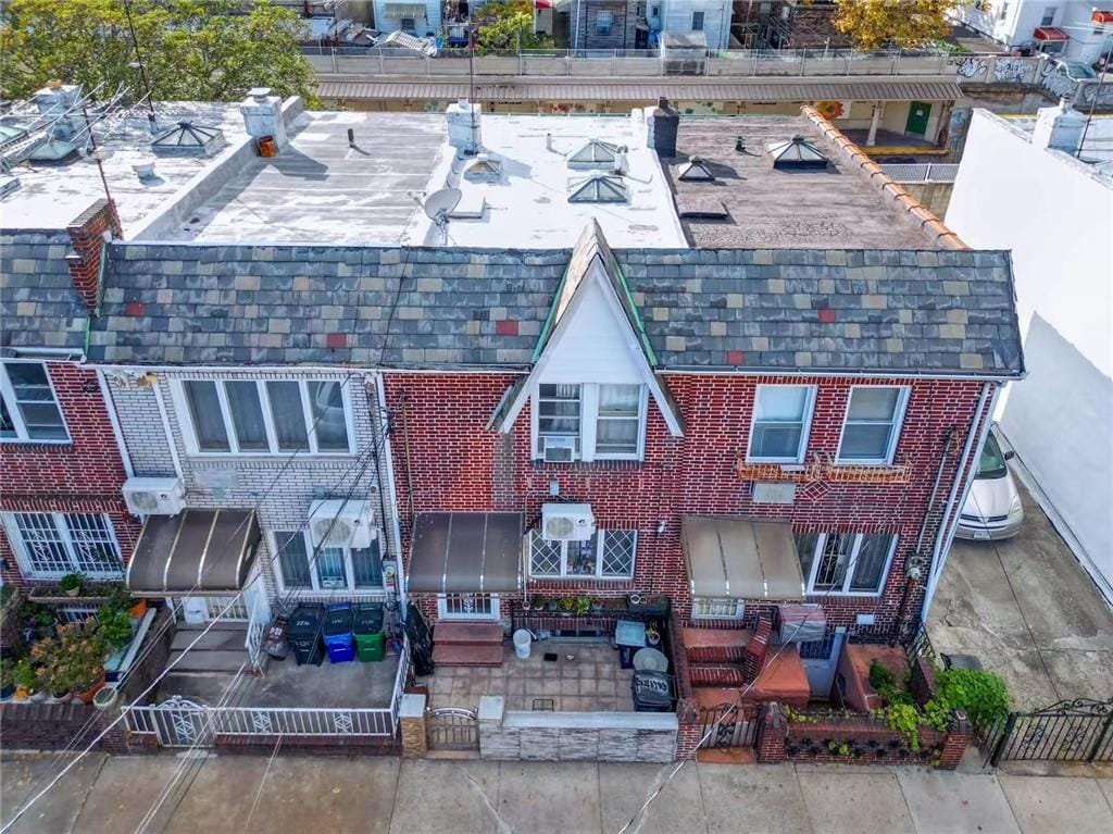 2234 West 7th Street Image 3