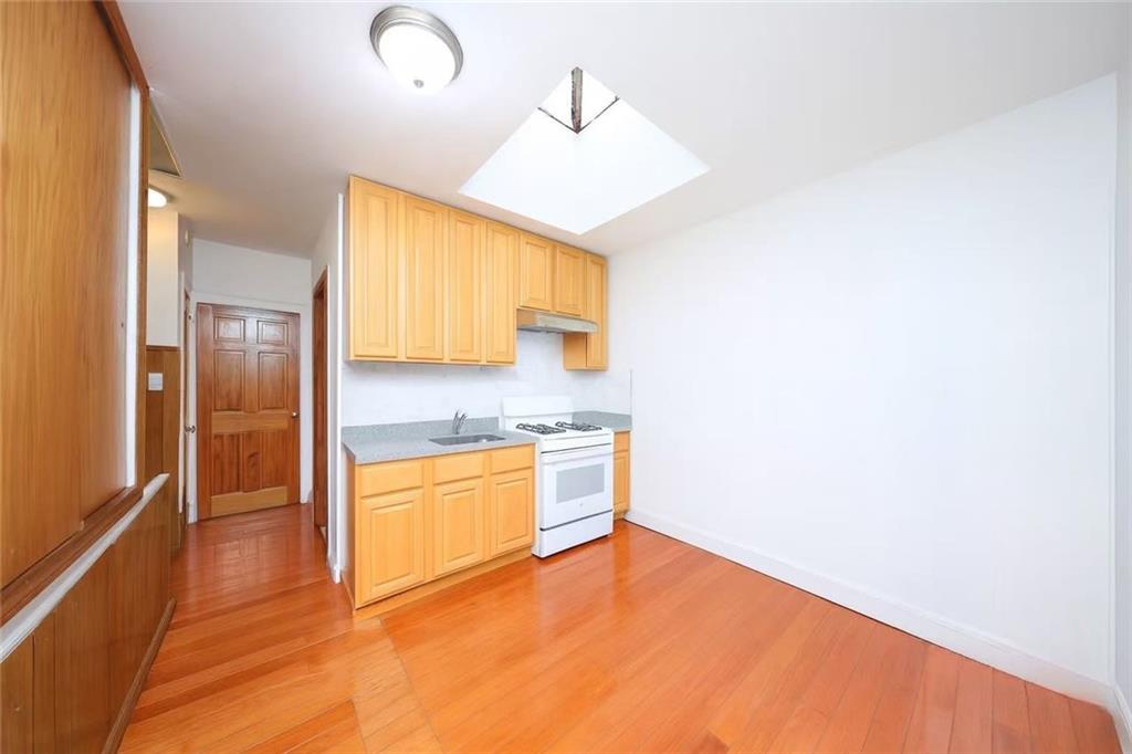 2234 West 7th Street, Brooklyn, New York, 11223 image 10