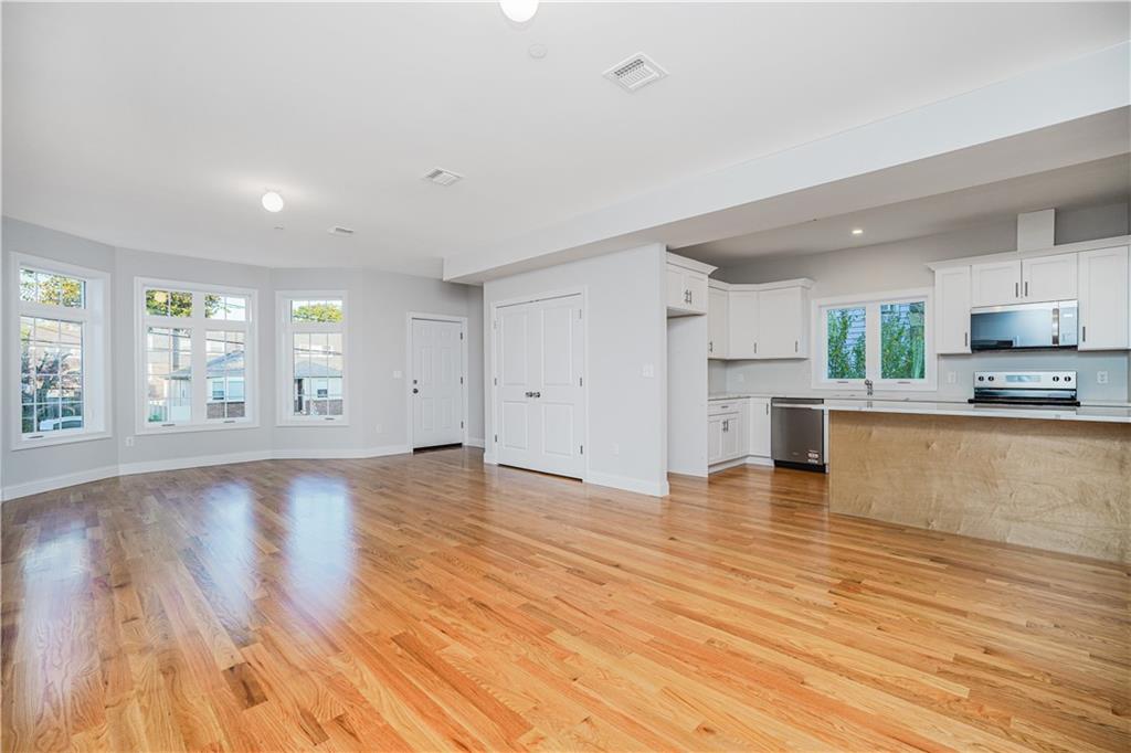 30 Waterside Parkway, Staten  Island, New York, 10308 image 29