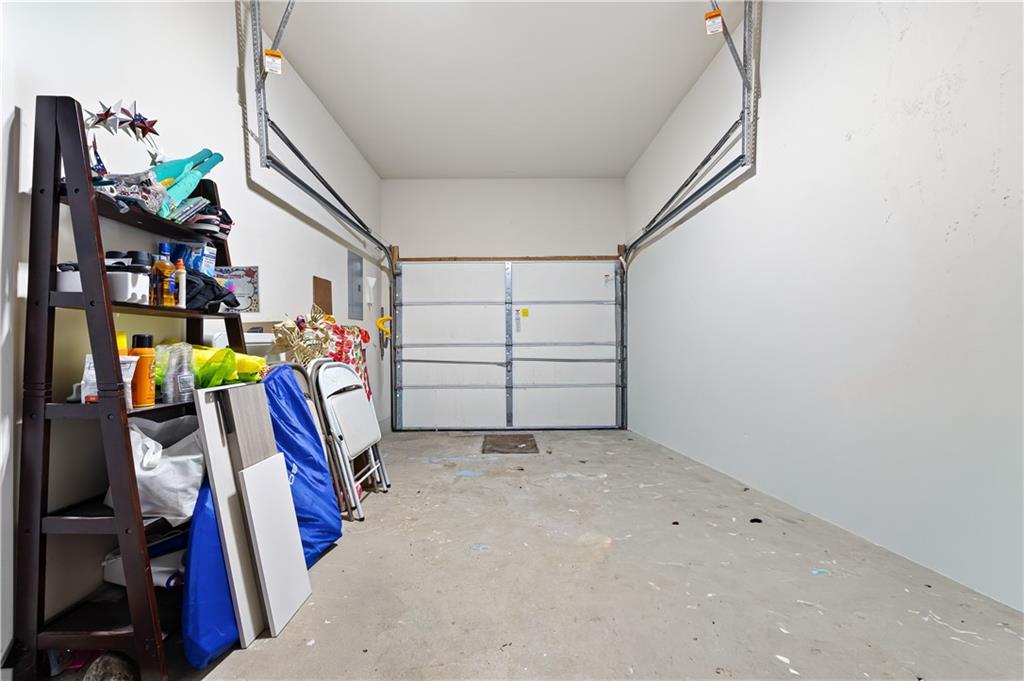 16 Burgundy Loop, Brooklyn, New York, 10304 image 24