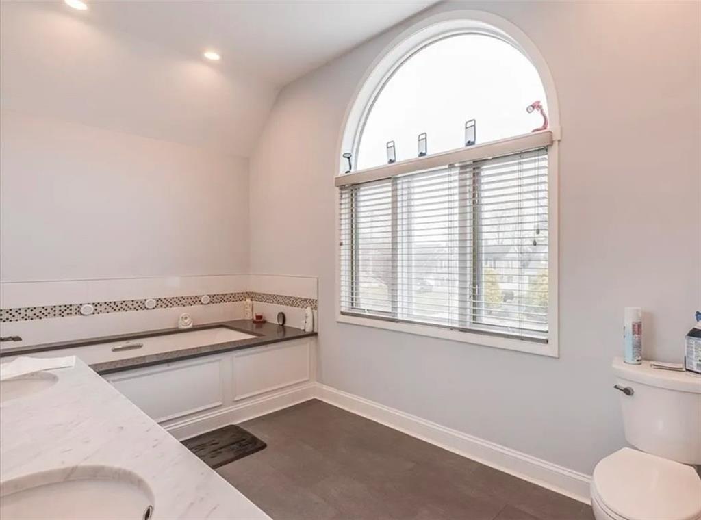 2632 Central Avenue, Baldwin, New York, 11510 image 21