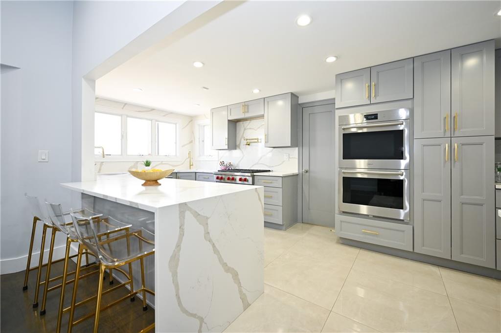 320 Whitman Drive, Brooklyn, New York, 11234 image 13